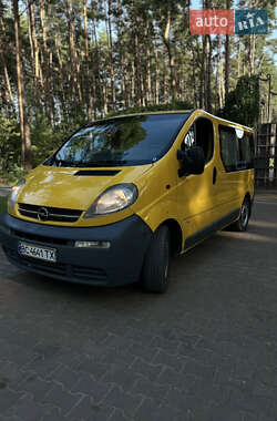 Мінівен Opel Vivaro 2004 в Новояворівську