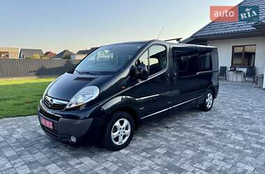 Минивэн Opel Vivaro 2012 в Ковеле