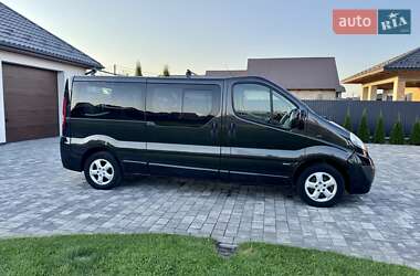 Минивэн Opel Vivaro 2012 в 