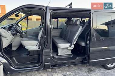 Минивэн Opel Vivaro 2012 в 