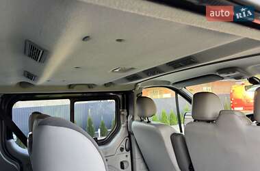 Минивэн Opel Vivaro 2012 в 