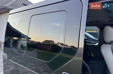 Минивэн Opel Vivaro 2012 в 