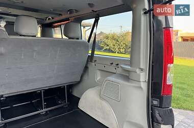 Минивэн Opel Vivaro 2012 в 