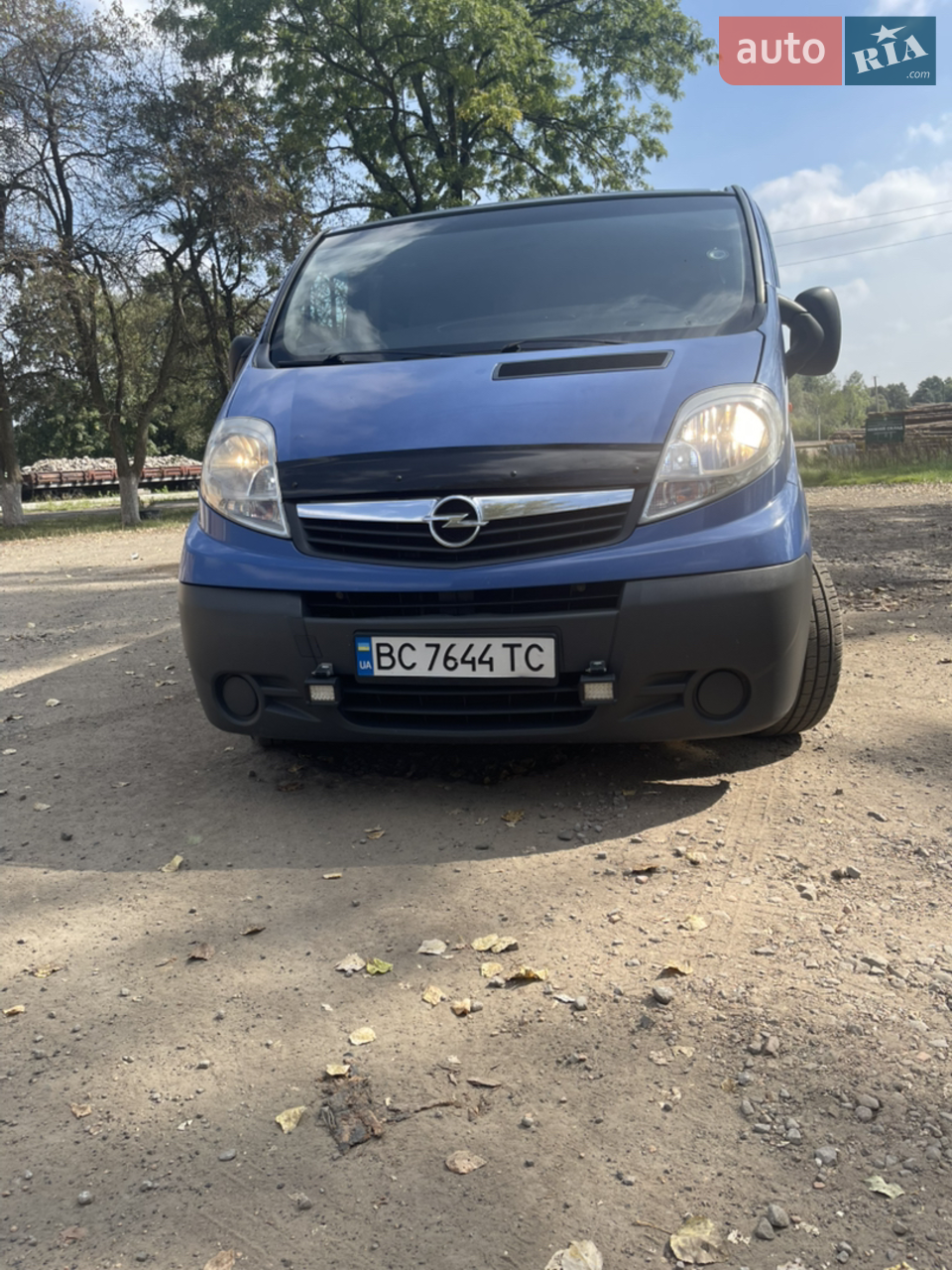 2010 Opel Vivaro - мініатюра 12