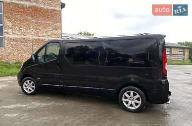 Минивэн Opel Vivaro 2006 в 