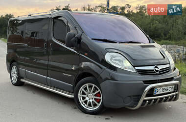 Мінівен Opel Vivaro 2011 в Вишнівці
