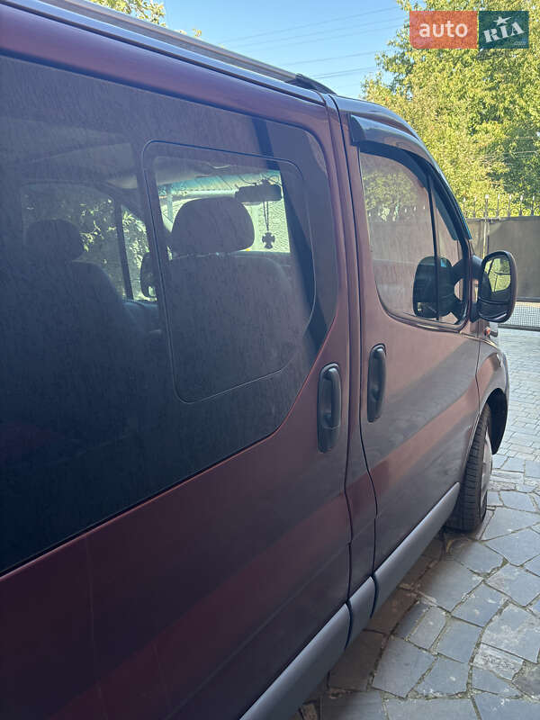 Минивэн Opel Vivaro 2005 в Умани