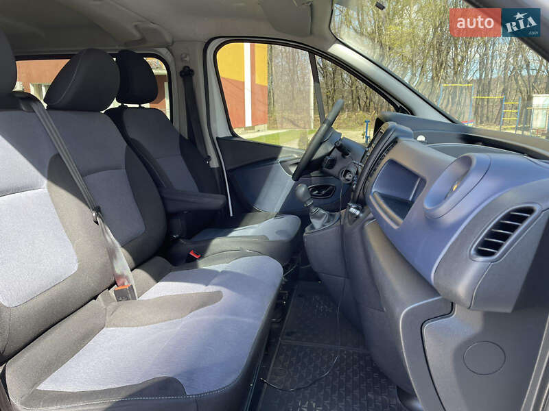 Мінівен Opel Vivaro 2018 в Львові фото 8 Мінівен Opel Vivaro 2018 в Львові