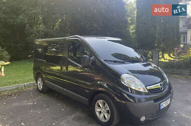 Минивэн Opel Vivaro 2012 в Львове