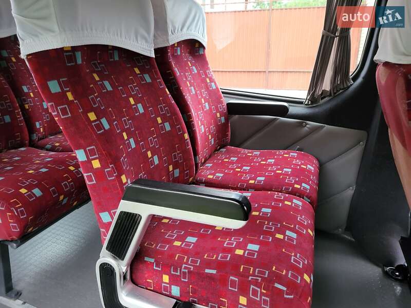 Мінівен Opel Vivaro 2004 в Хмельницькому