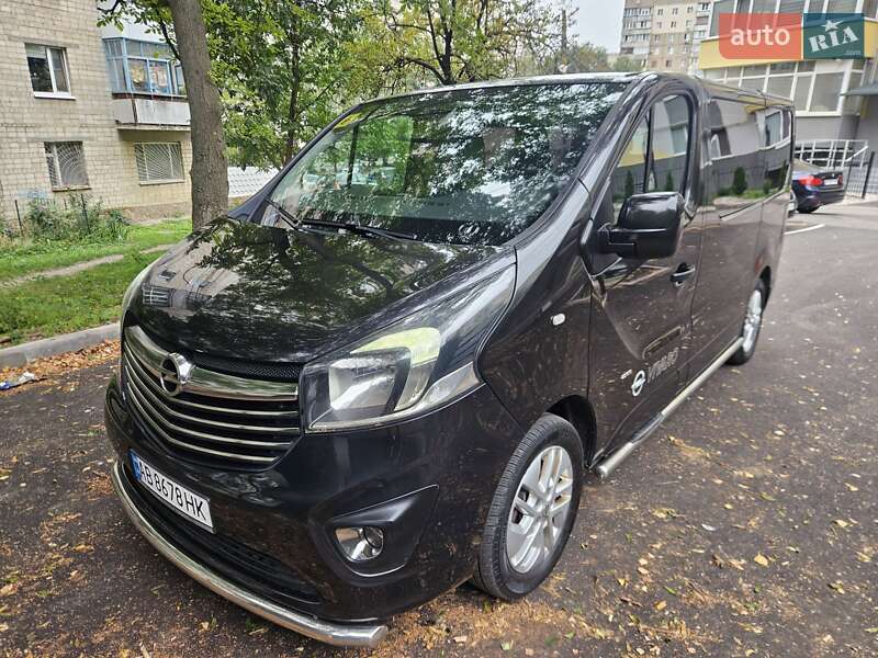 Opel Vivaro 2016