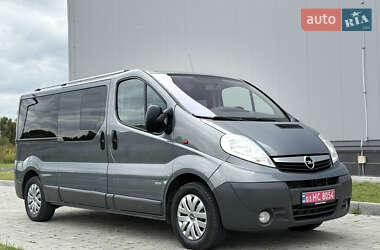 Мінівен Opel Vivaro 2013 в Рівному