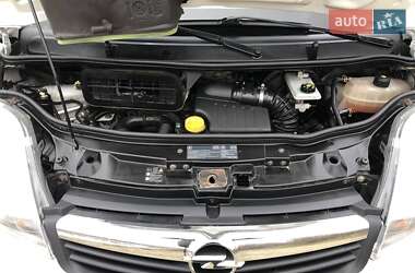 Грузовой фургон Opel Vivaro 2011 в 