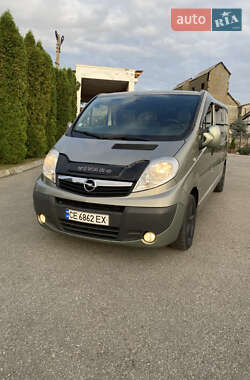 Минивэн Opel Vivaro 2013 в Кицмани