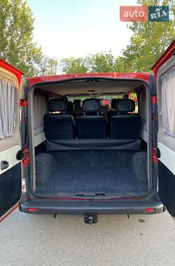 Мінівен Opel Vivaro 2004 в 