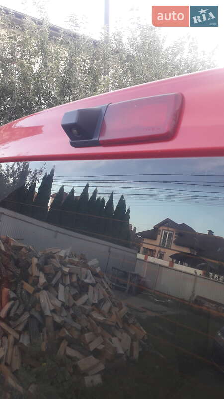 Вантажний фургон Opel Vivaro 2015 в Києві