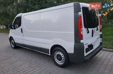 Грузовой фургон Opel Vivaro 2012 в 