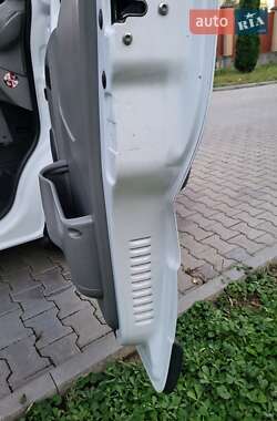 Грузовой фургон Opel Vivaro 2012 в 