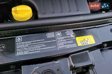 Грузовой фургон Opel Vivaro 2012 в 