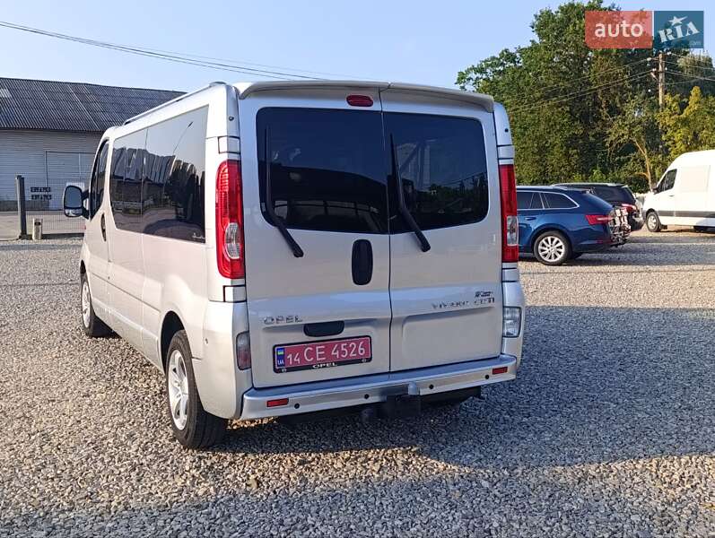 Минивэн Opel Vivaro 2013 в Коломые