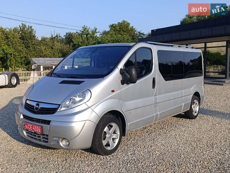 Минивэн Opel Vivaro 2013 в Коломые