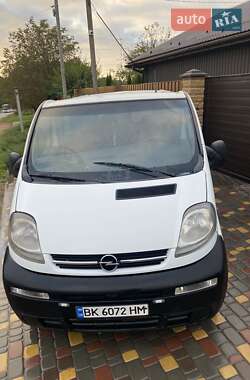 Минивэн Opel Vivaro 2003 в 