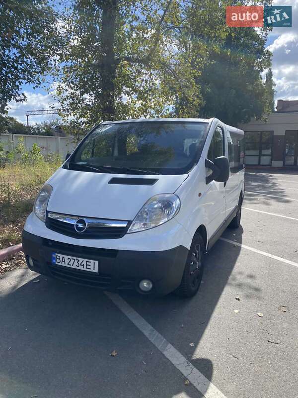 Минивэн Opel Vivaro 2008 в Ирпене