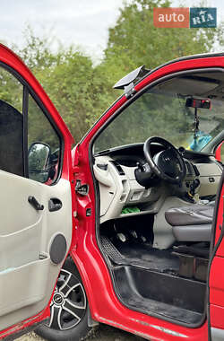 Минивэн Opel Vivaro 2003 в 