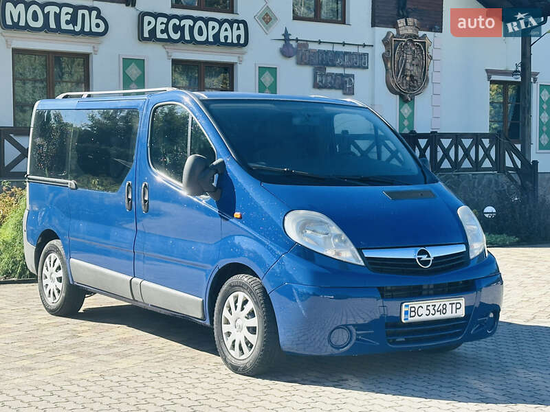 Мінівен Opel Vivaro 2007 в 