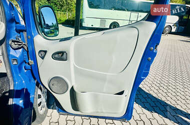 Мінівен Opel Vivaro 2007 в 