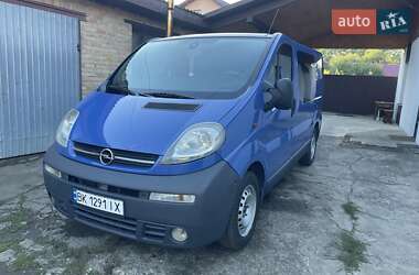 Мінівен Opel Vivaro 2002 в Рівному