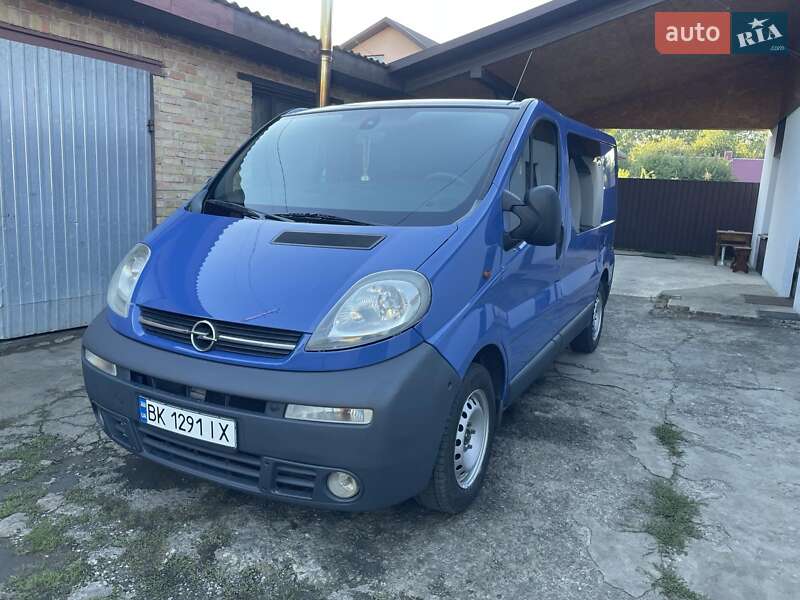 Opel Vivaro 2002