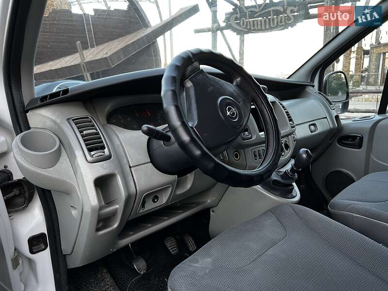 Грузовой фургон Opel Vivaro 2007 в Одессе