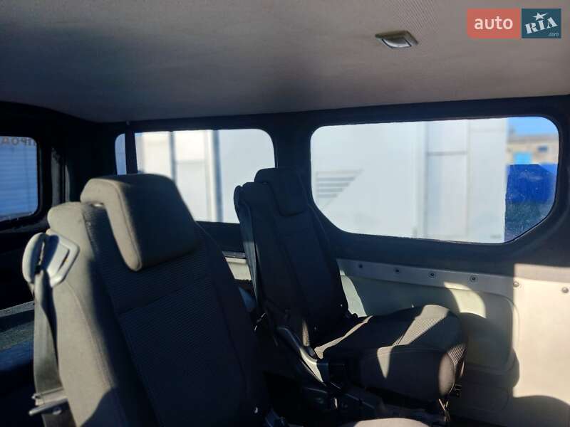 Минивэн Opel Vivaro 2003 в Одессе