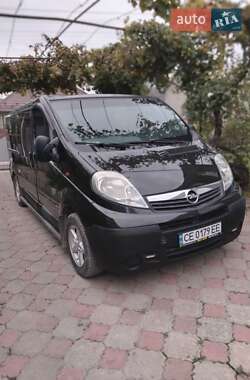 Мінівен Opel Vivaro 2007 в Хотині