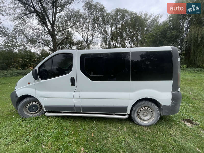Мінівен Opel Vivaro 2004 в Тернополі фото 6 Мінівен Opel Vivaro 2004 в Тернополі