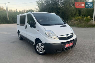 Грузовой фургон Opel Vivaro 2013 в Ровно