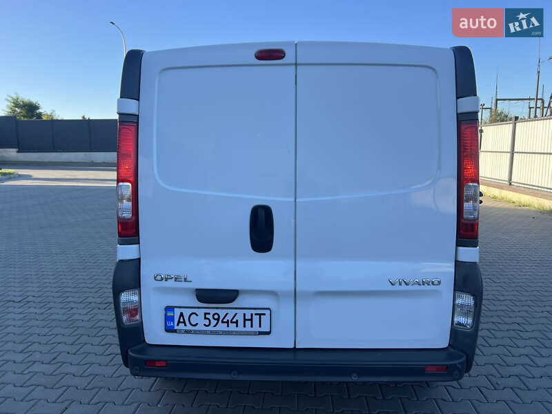 Грузовой фургон Opel Vivaro 2014 в Рожище