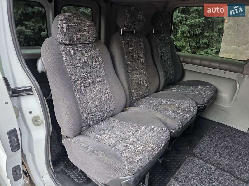 Минивэн Opel Vivaro 2006 в Чернигове