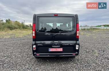 Минивэн Opel Vivaro 2012 в 