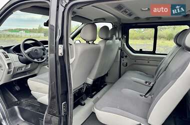 Минивэн Opel Vivaro 2012 в 
