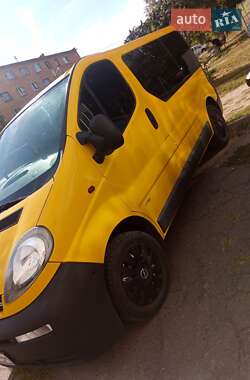 Мінівен Opel Vivaro 2004 в Полтаві