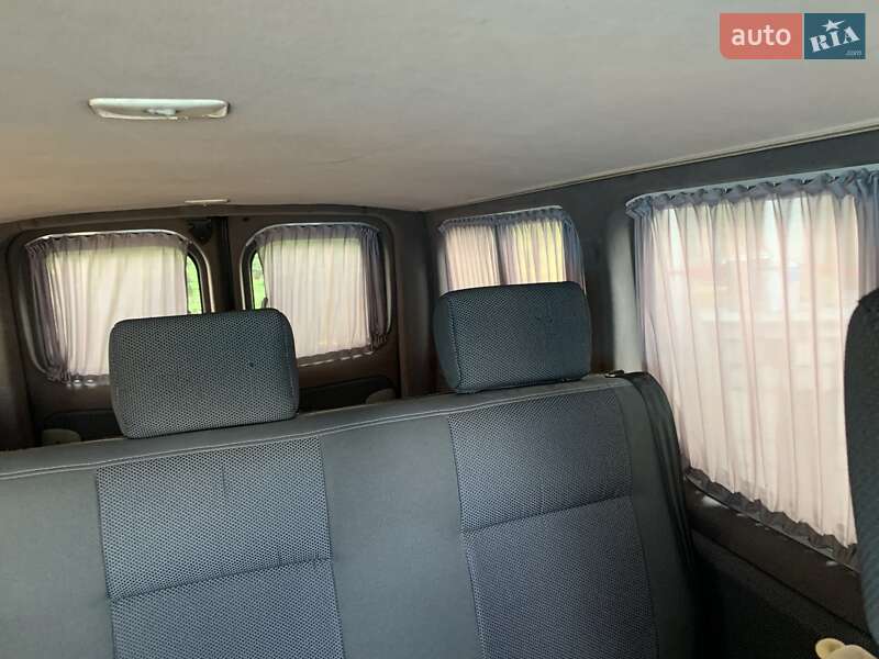 Минивэн Opel Vivaro 2012 в Киеве