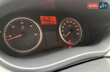 Грузовой фургон Opel Vivaro 2013 в 