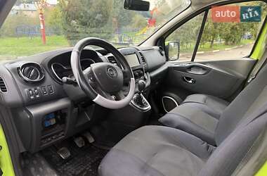 Минивэн Opel Vivaro 2015 в Ивано-Франковске