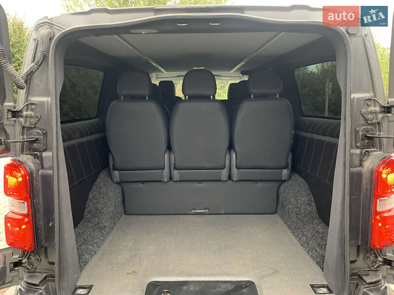 Мінівен Opel Vivaro 2022 в Старокостянтинові