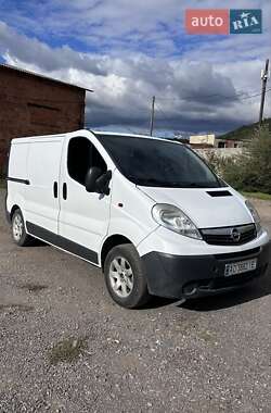 Минивэн Opel Vivaro 2006 в Хусте