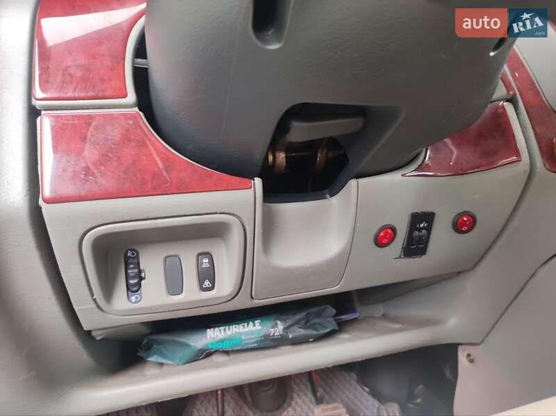 Минивэн Opel Vivaro 2006 в Киеве фото 2 Минивэн Opel Vivaro 2006 в Киеве