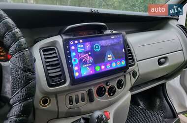 Минивэн Opel Vivaro 2005 в 
