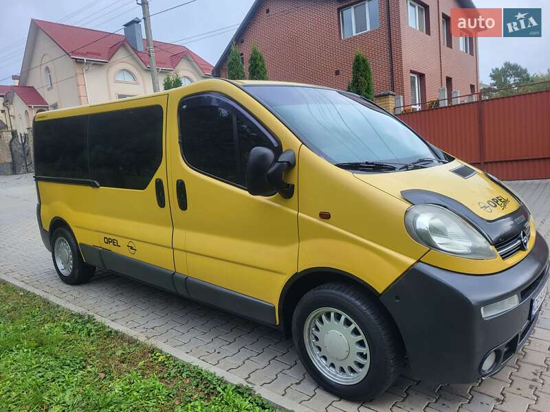 Минивэн Opel Vivaro 2004 в Хмельницком